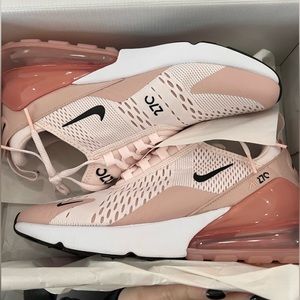 BRAND NEW WITH BOX, WMNS Air Max 270 Light Soft Pink Size 10